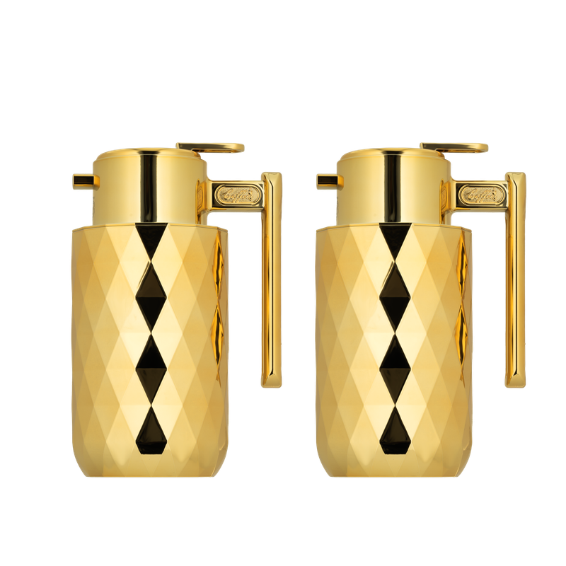 A two-piece thermos set for coffee and tea from Al Saif / Elegant design that suits all tastes / Made to maintain the heat of drinks for long hours / Ideal for daily use at home or office / Multi-color - Gold