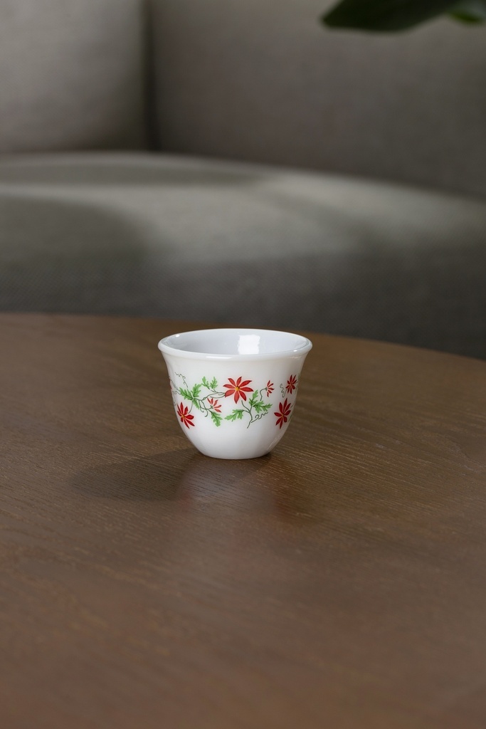 A set of Korean coffee cups from Al Saif, 12 pieces - medium - first pattern