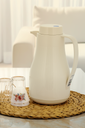 Thermos for coffee and tea from Al Saif Blue / elegant design to suit all tastes / capacity 1 liter - cream