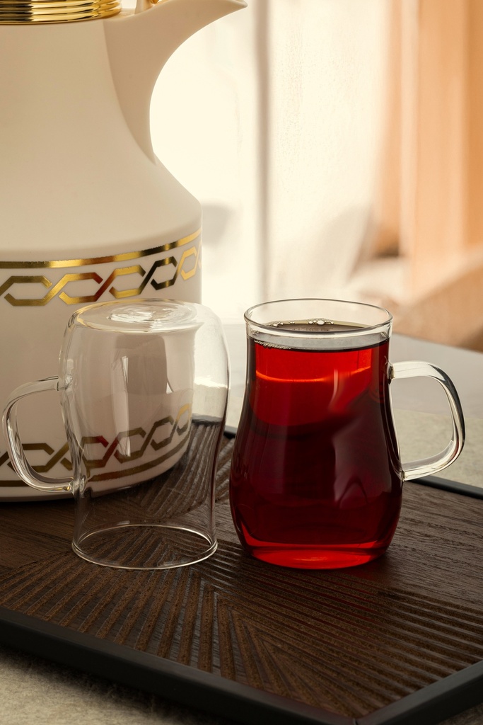 A set of 4-piece tea cups from Al Saif, 150 ml, transparent - first appearance