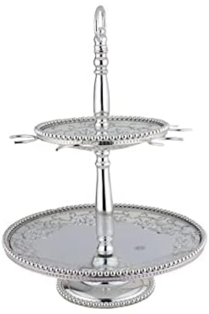 Medium serving plate from Al Saif / Elegant design and ideal for serving individual desserts or appetizers / Its practical size makes it suitable for daily use or for special occasions
