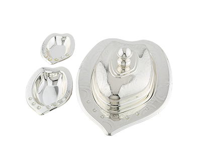 Tamriya (crystal) + Nawa plate from Al Saif / Ideal for presenting dates and nuts elegantly on special occasions / High-quality materials add a sophisticated touch to your table - large - silver